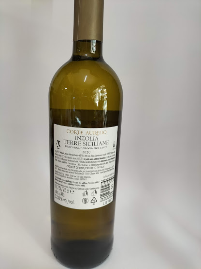 sapori Siciliane Bianco Vino Aurelio Terre IGP sicilia 75c, genuinitÃ e CHARDONNAY di Corte da gardensicily