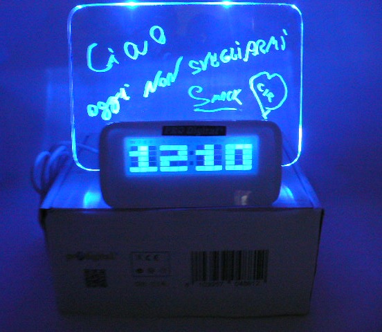 ordina Sveglia digitale LED blu con lavagna tr.